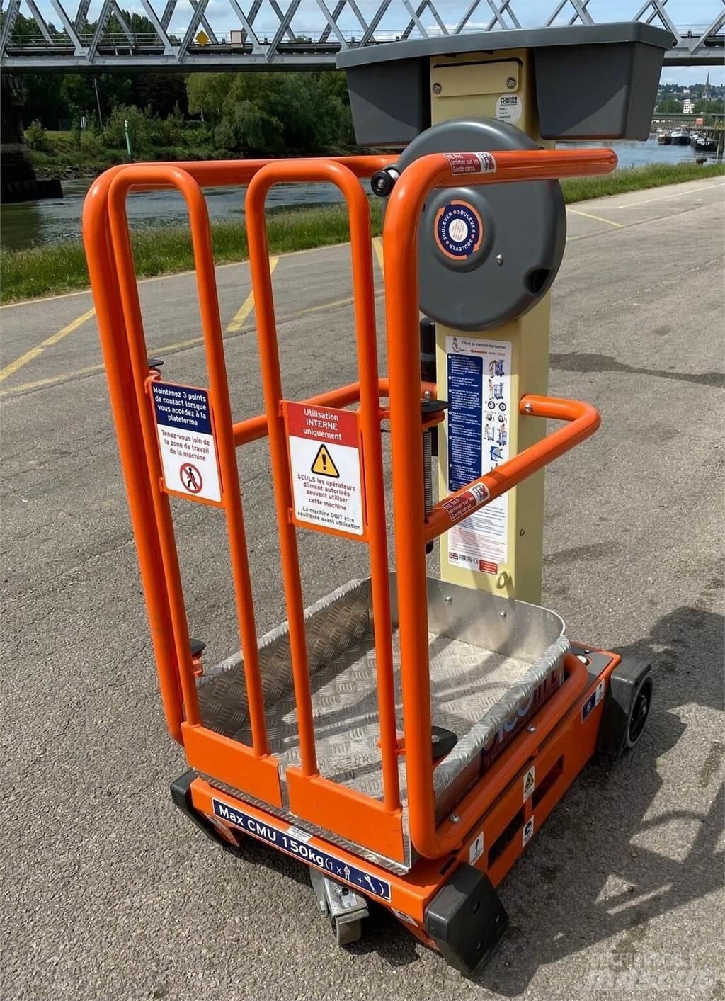 JLG PECOLIFT Druga dvigala in dvižne ploščadi