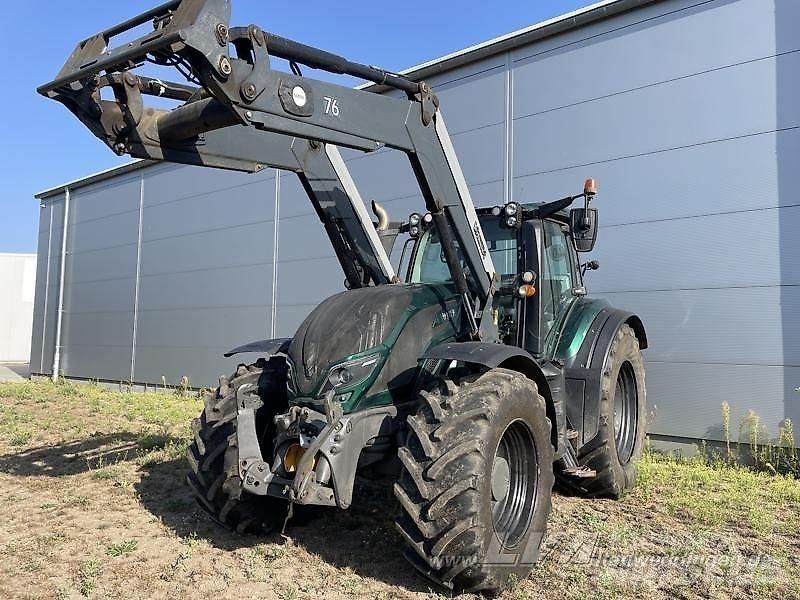 Valtra T174 Traktorji