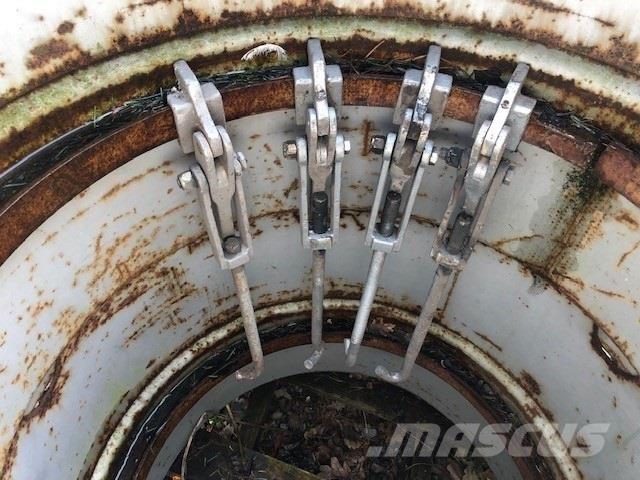  UM 15X30 Gume, kolesa in platišča