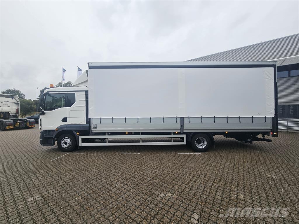 MAN TGL 12.250 Tovornjaki s ponjavo