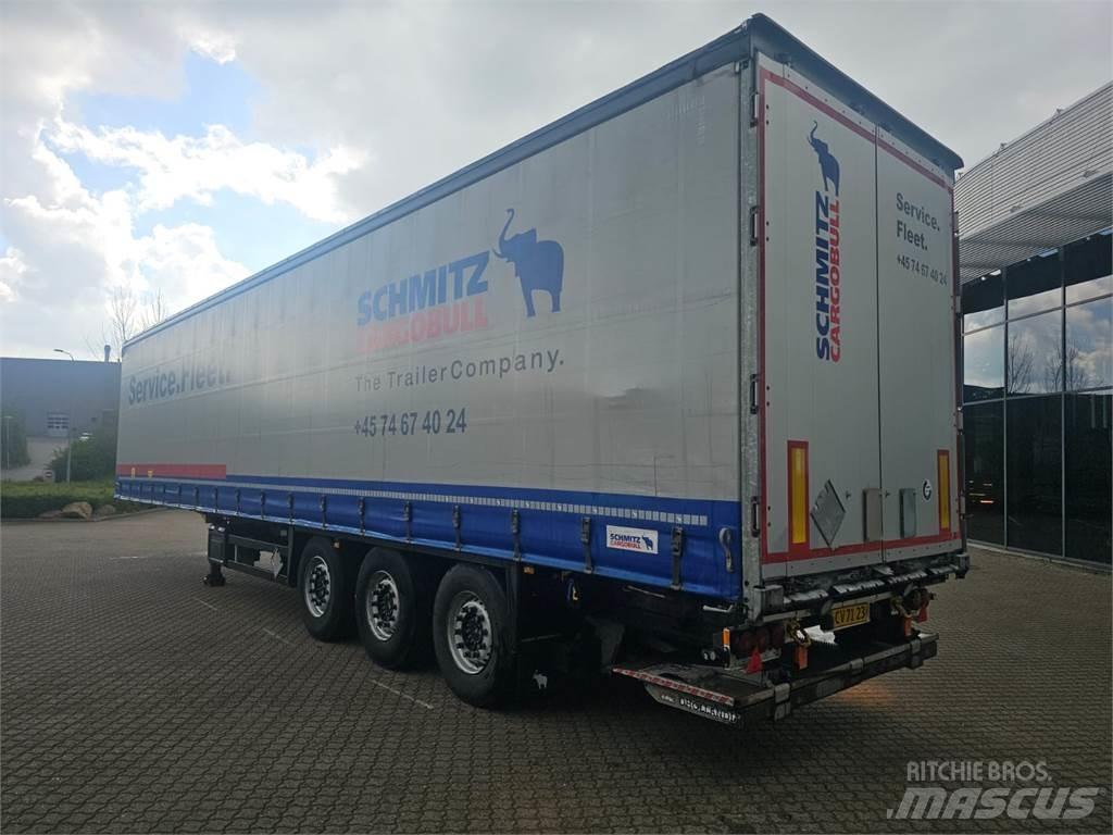 Schmitz Cargobull 13,60 Polprikolice s ponjavo