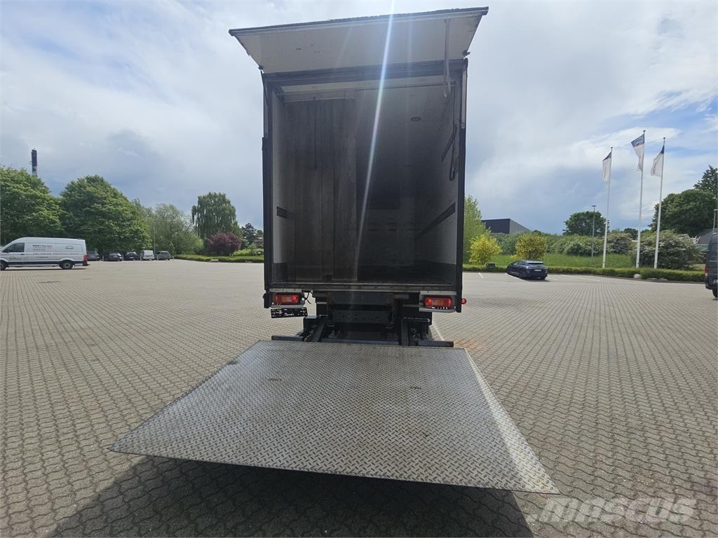 Volvo FE320 Tovornjaki hladilniki