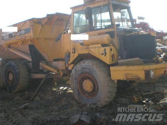 Volvo A25C Zglobni demperji