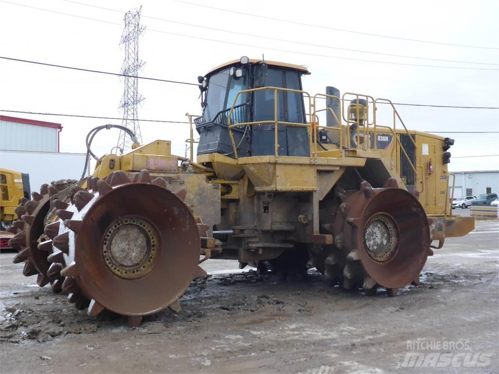 CAT 836H Drugo
