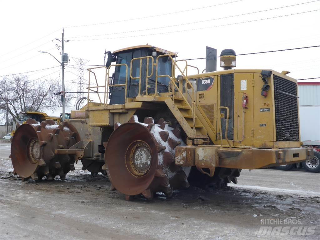 CAT 836H Drugo