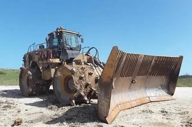 CAT 836K Drugo