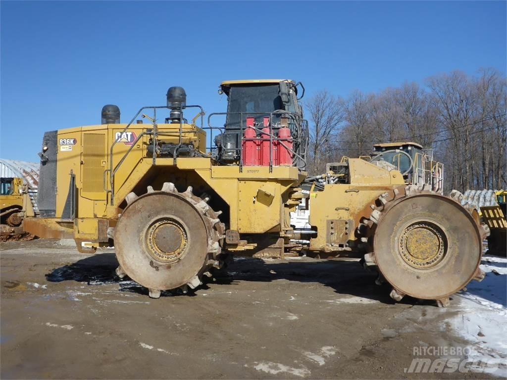 CAT 836K Drugo