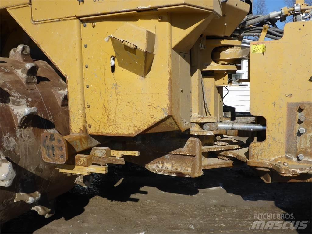 CAT 836K Drugo