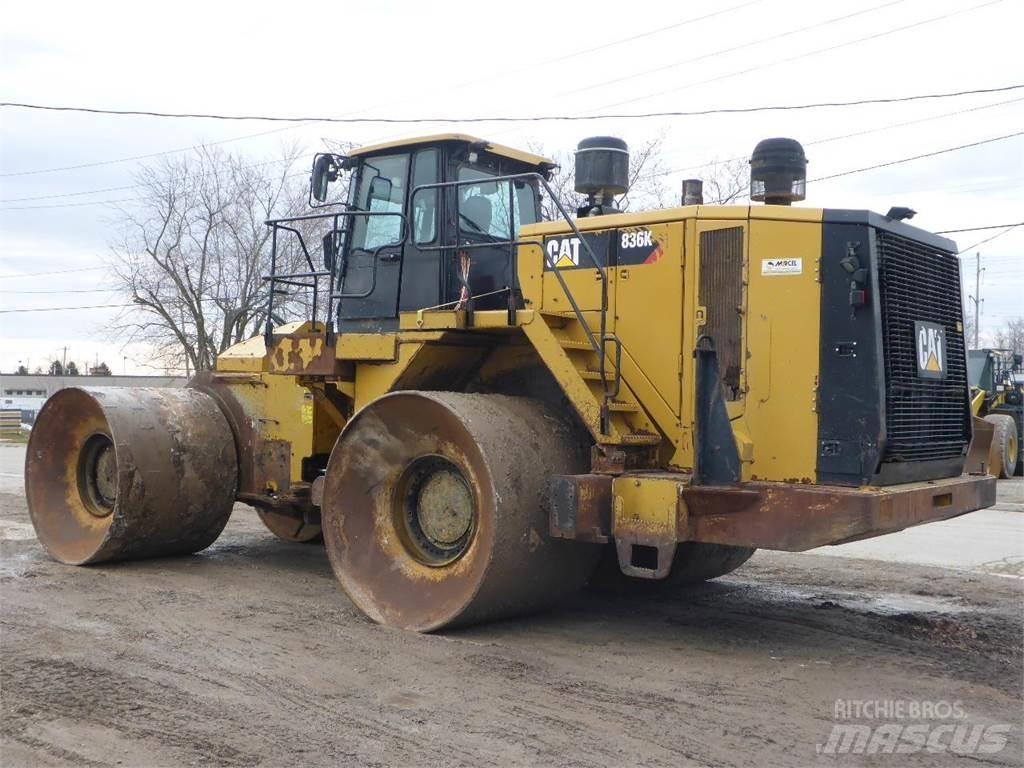 CAT 836K Drugo