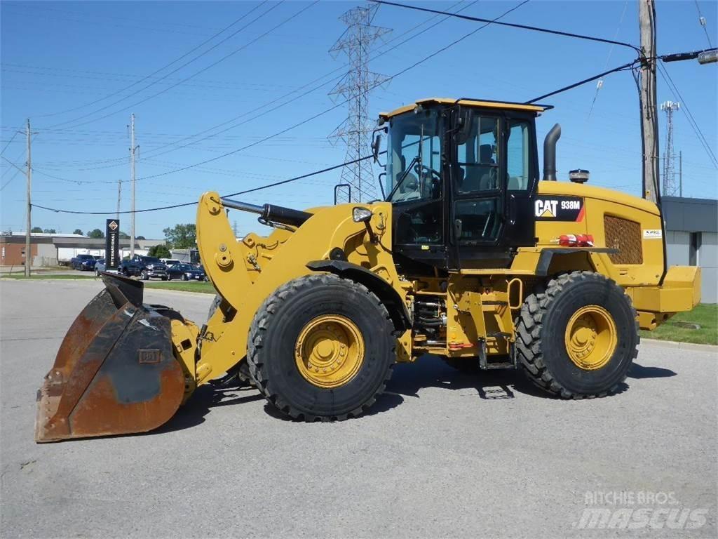 CAT 938M Kolesni nakladalci