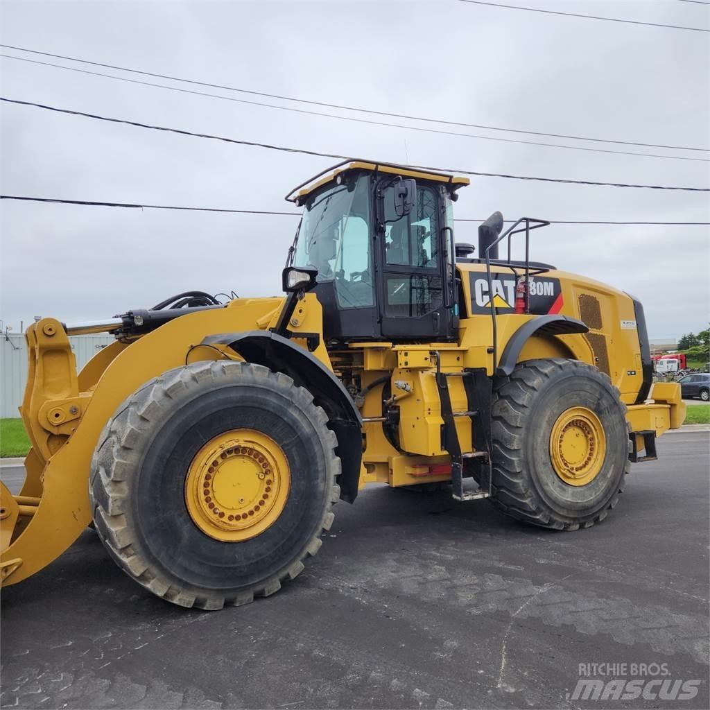 CAT 980M Kolesni nakladalci