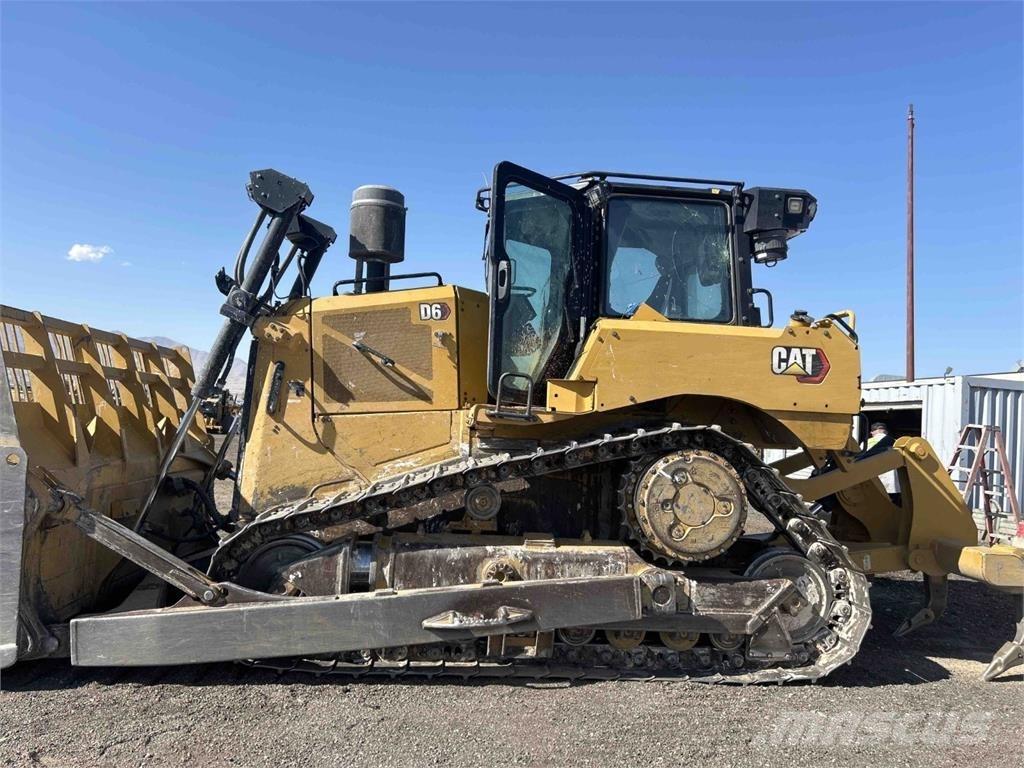 CAT D6 Buldožerji goseničarji