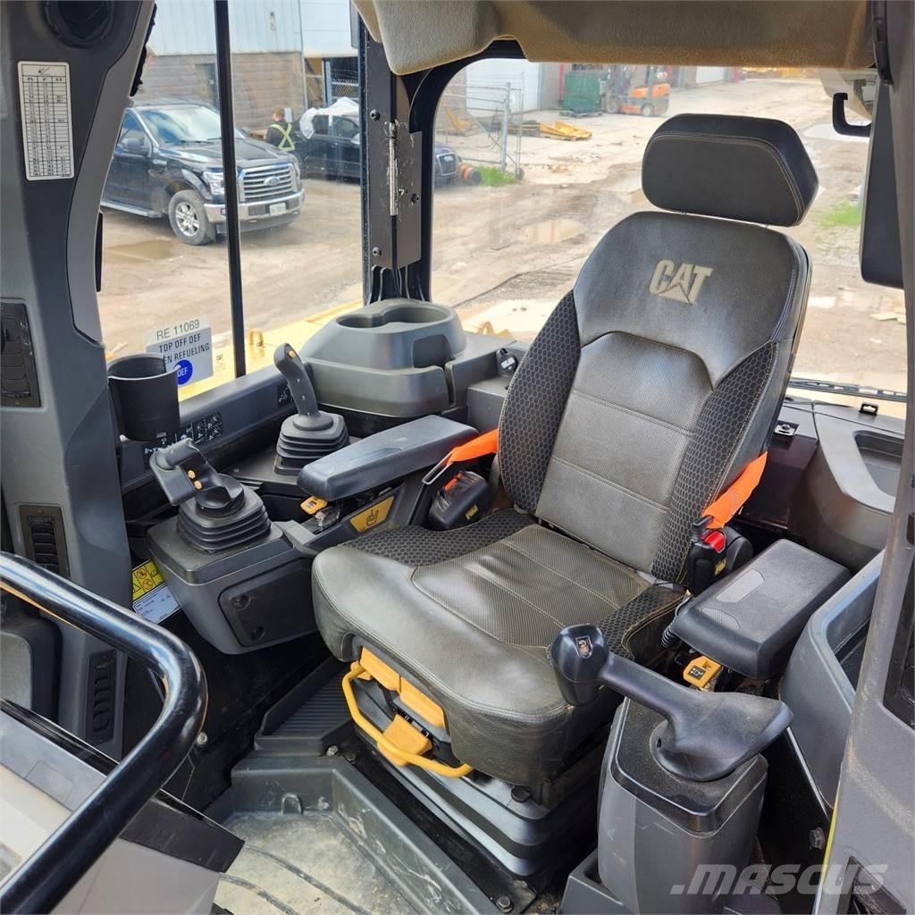 CAT D6 LGP Buldožerji goseničarji