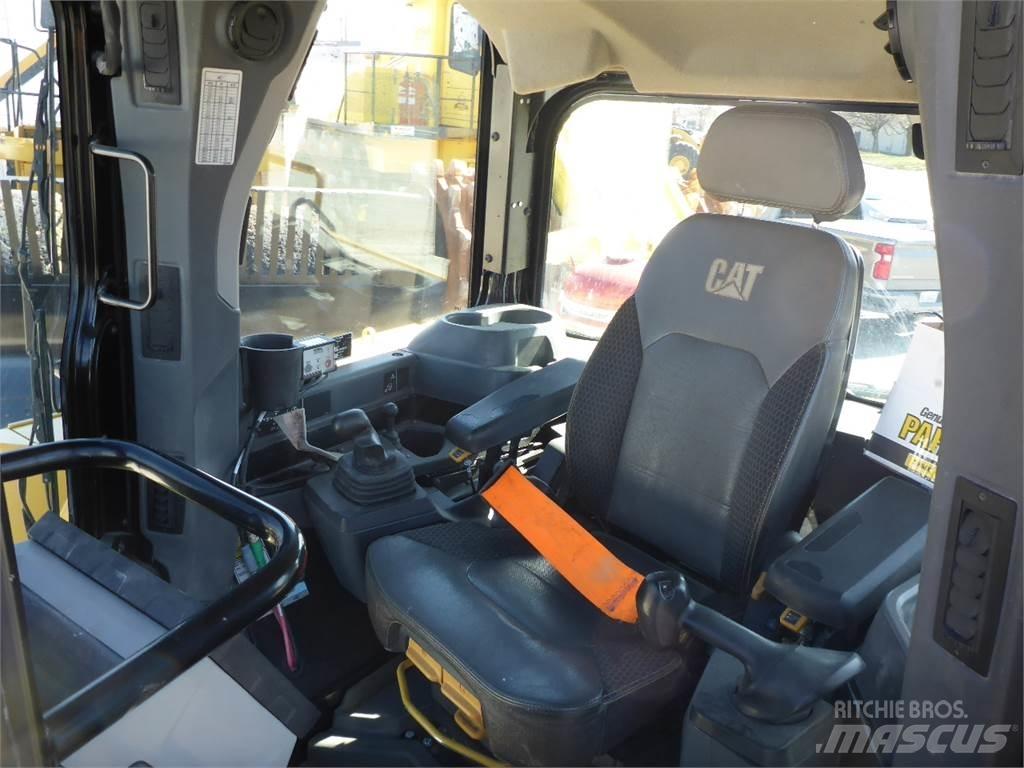 CAT D6 XL WH Buldožerji goseničarji