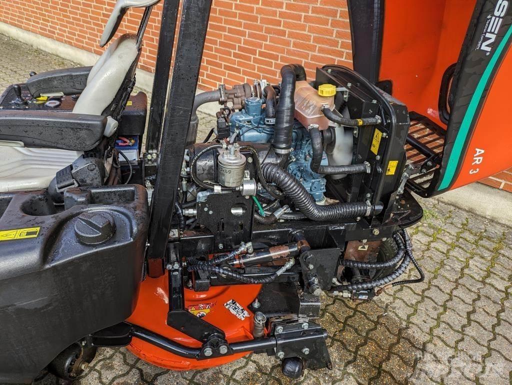 Jacobsen AR-3 Vrtni traktor kosilnice
