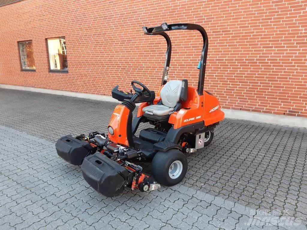 Jacobsen ECLIPS 322 Vrtni traktor kosilnice