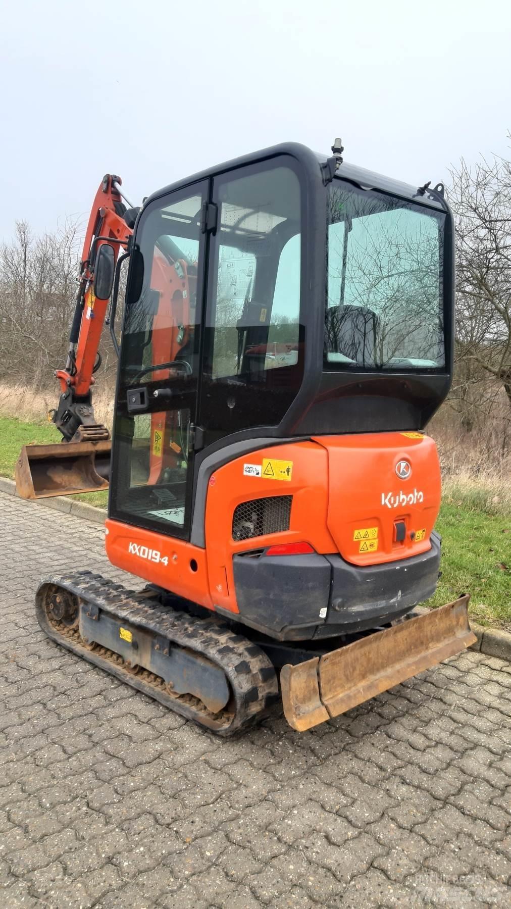 Kubota KX019-4 Mini bagri <7t