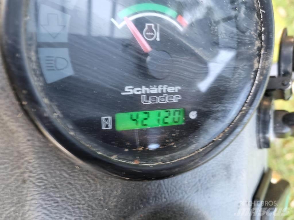 Schäffer 2028 Mini nakladalci