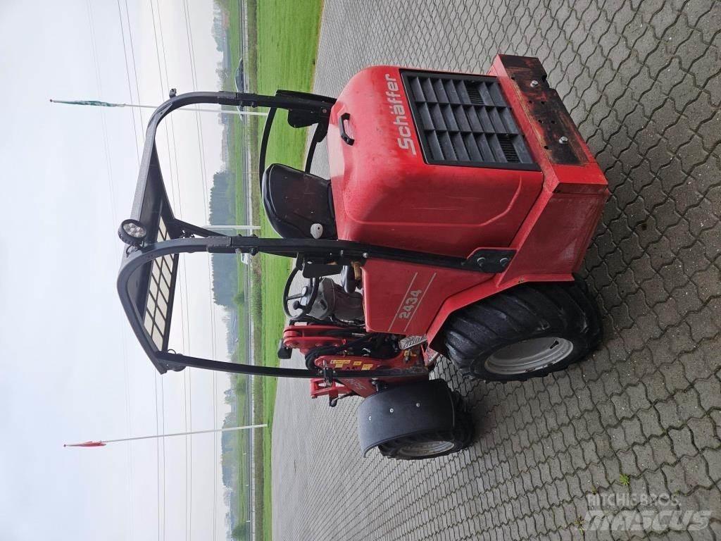 Schäffer 2434 Mini nakladalci