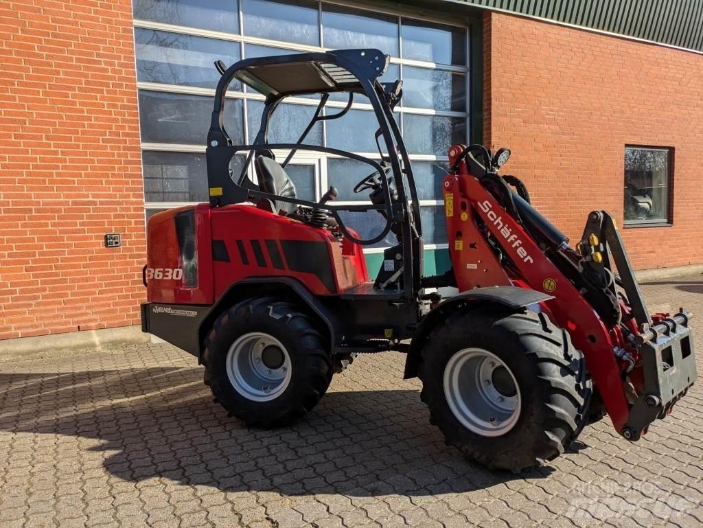 Schäffer 3630 Mini nakladalci