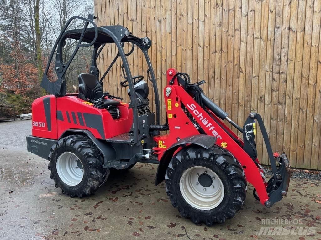 Schäffer 3650 Mini nakladalci