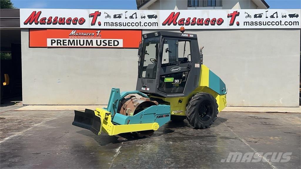 Ammann ASC30 Kompaktorji tal