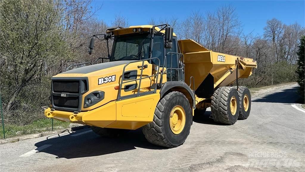 Bell B30E 6x6 Ne cestni demperji
