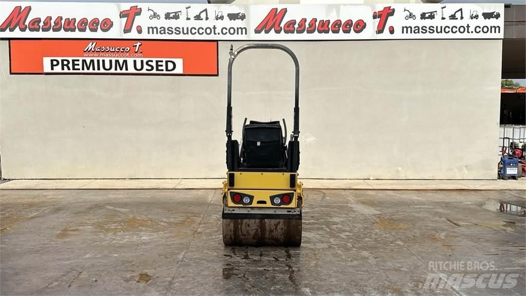 Bomag BW90 AD-5 Kompaktorji tal