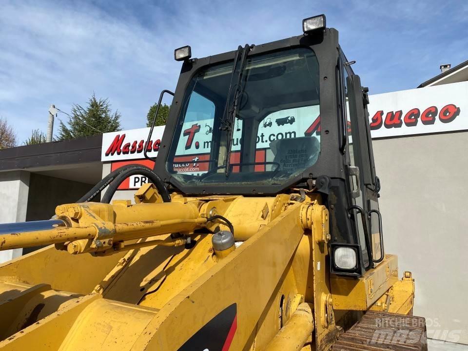 CAT 953C Kolesni nakladalci