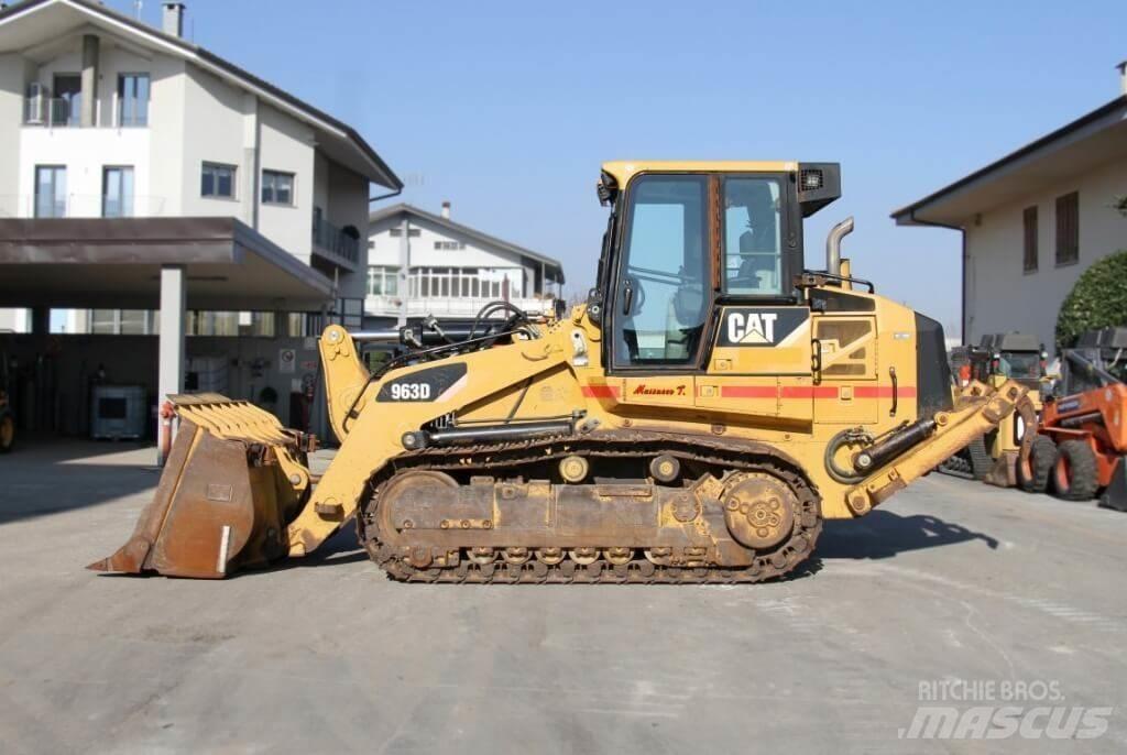 CAT 963D Kolesni nakladalci