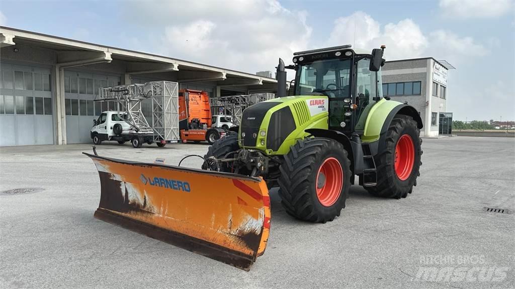 CLAAS Axion 810 4x4 Snežne deske in plugi