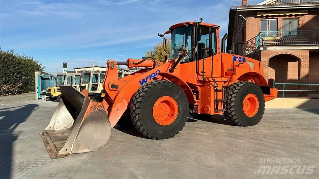 Fiat-Hitachi W190 Kolesni nakladalci