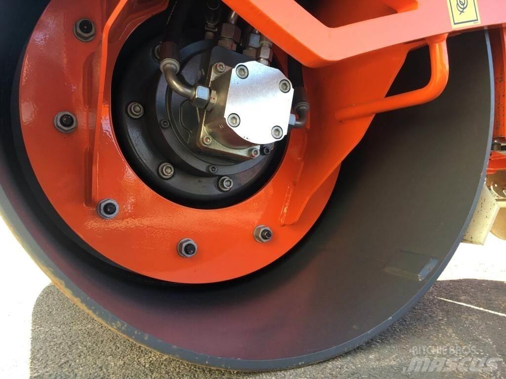 Hamm HD8VV Kompaktorji tal