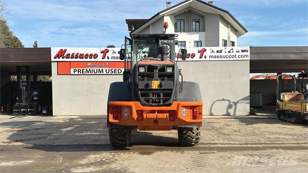 Hitachi ZW150-6 Kolesni nakladalci