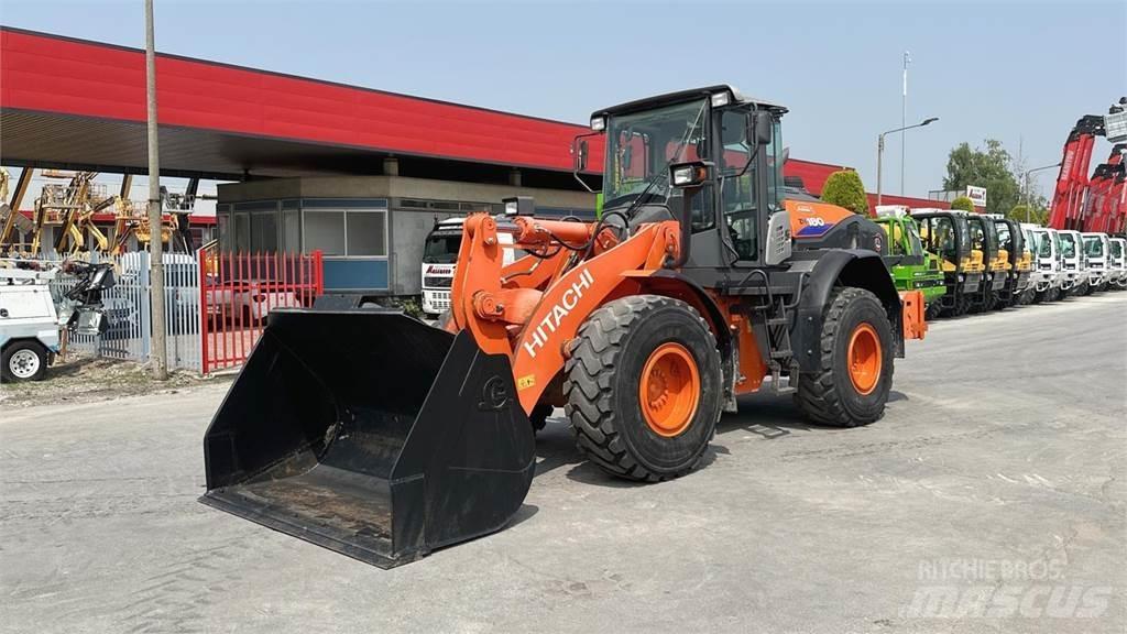 Hitachi ZW180-6 Kolesni nakladalci