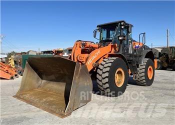Hitachi ZW250-6 Kolesni nakladalci