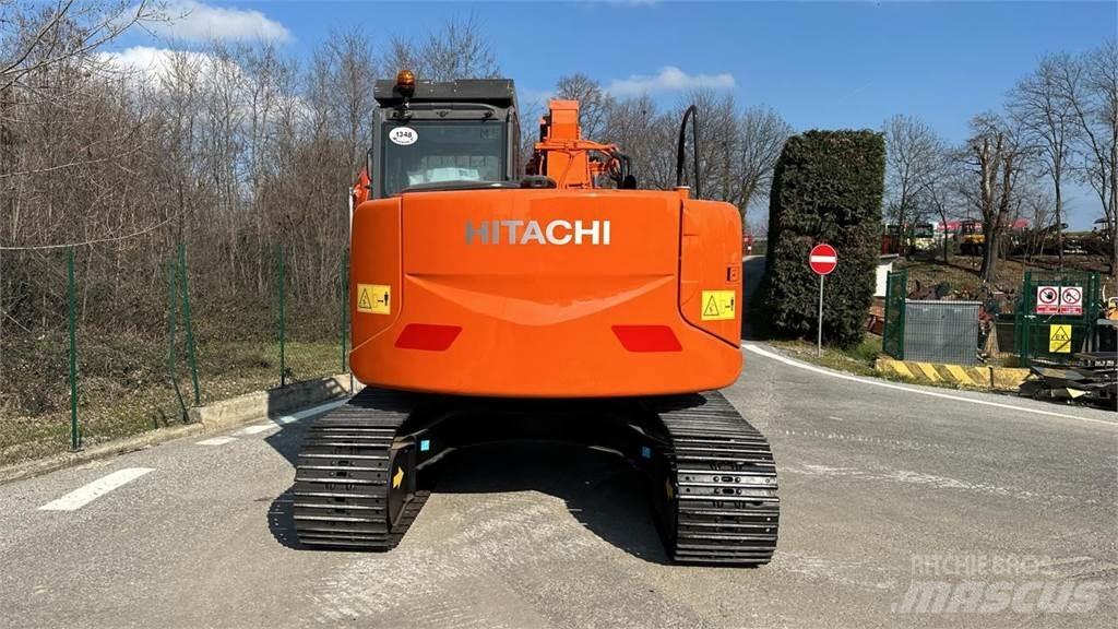 Hitachi ZX135US-3 Midi bagri 7t – 12t