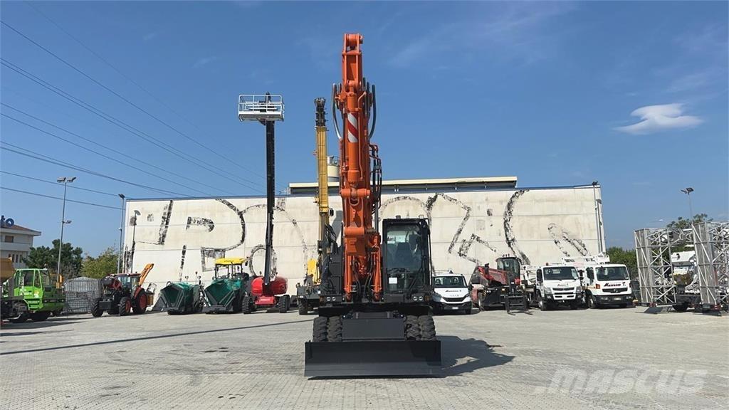 Hitachi ZX220W-7 Bagri na kolesih