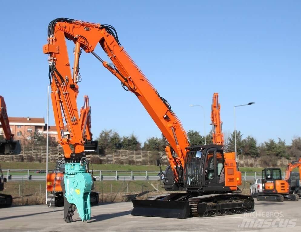 Hitachi ZX225USLC-6 Bagri goseničarji