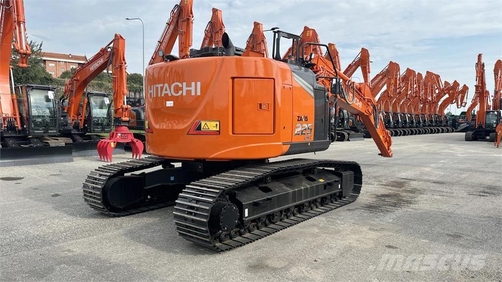 Hitachi ZX225USLC-7 Bagri goseničarji