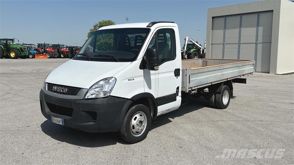 Iveco DAILY 35C13 4x2 Drugi tovornjaki