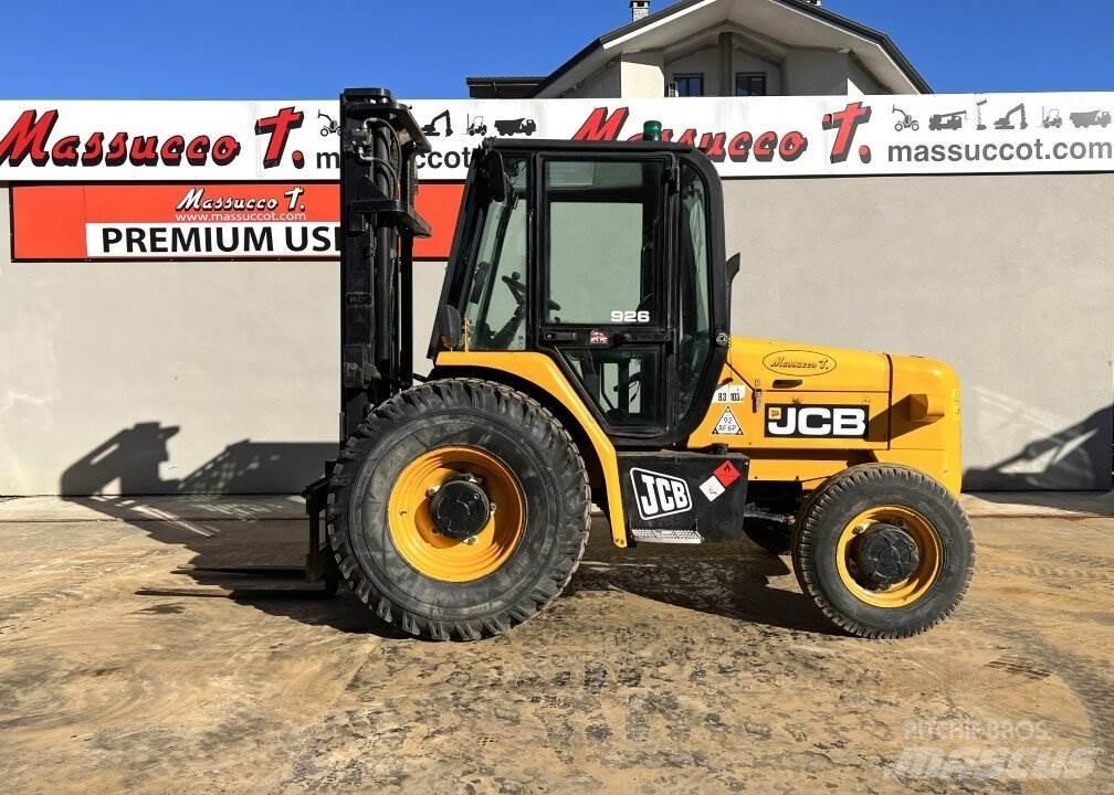 JCB 926 Terenski viličar