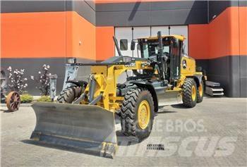John Deere 622 GP 6X6 Buldožerji goseničarji