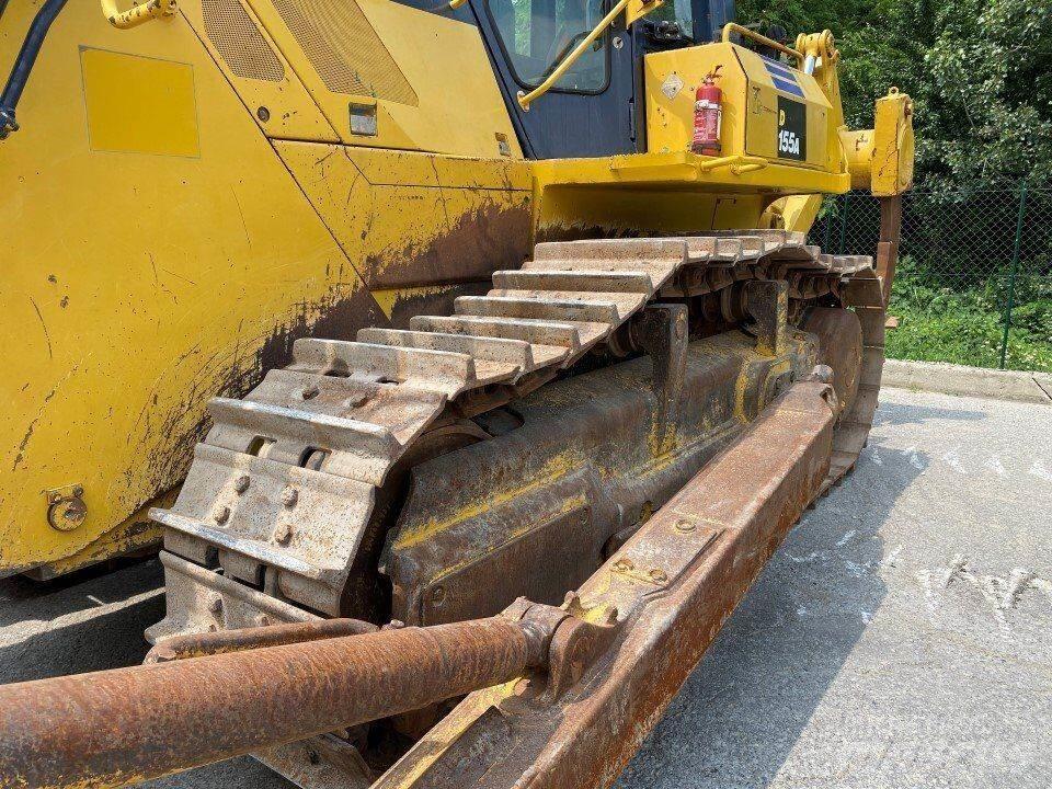 Komatsu D155A-3 Buldožerji goseničarji