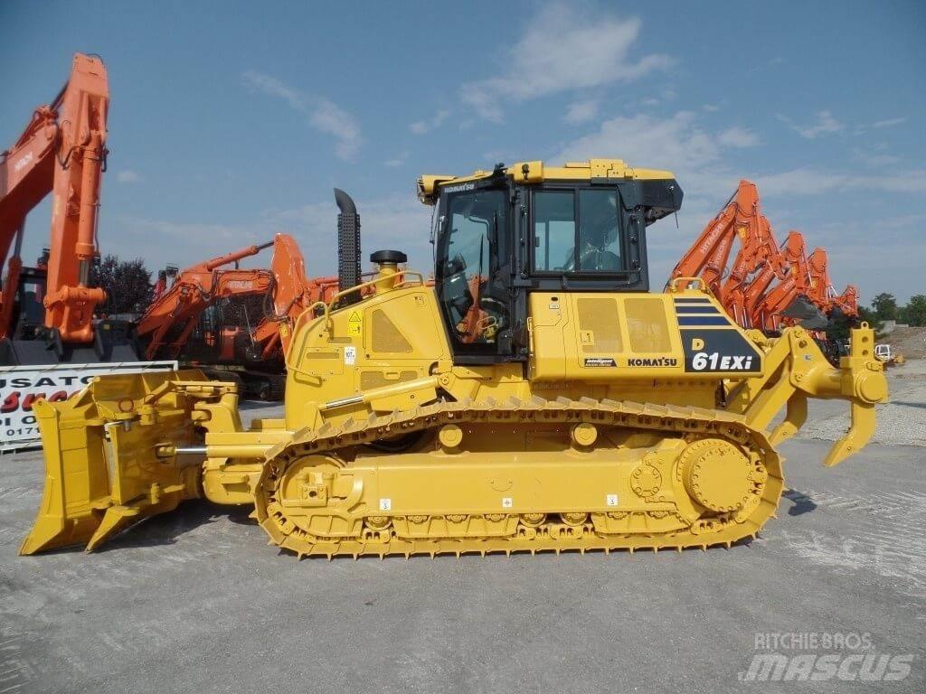 Komatsu D61 EXi Buldožerji goseničarji