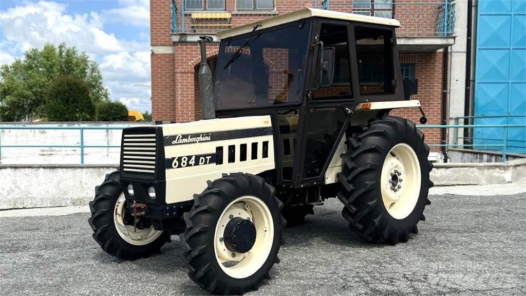Lamborghini 684 DT Snežne deske in plugi