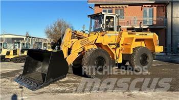 Liebherr L 551 Kolesni nakladalci