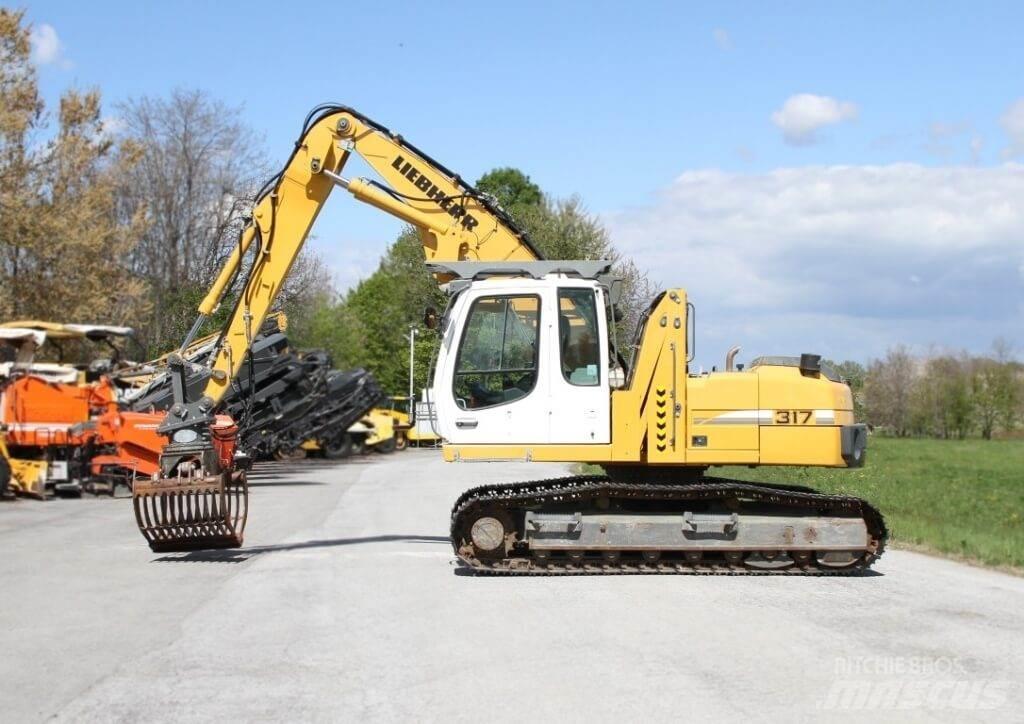 Liebherr R317 Litronic Bagri na kolesih
