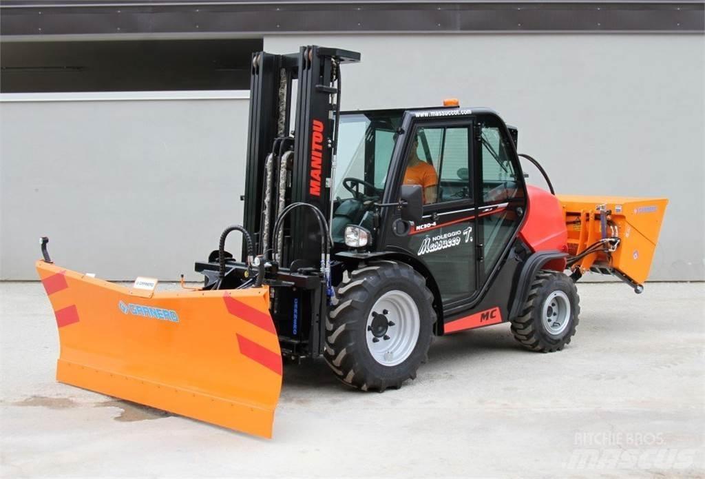Manitou MC30-4 DK Dizelski viličarji