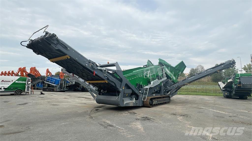 McCloskey R230 Sortirna linija za odpad